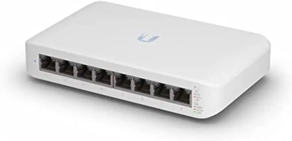 Ubiquiti UniFi Switch Lite 8 PoE | 8-Port Gigabit Switch with 4 PoE+ 802.3at Ports (USW-Lite-8-PoE),White